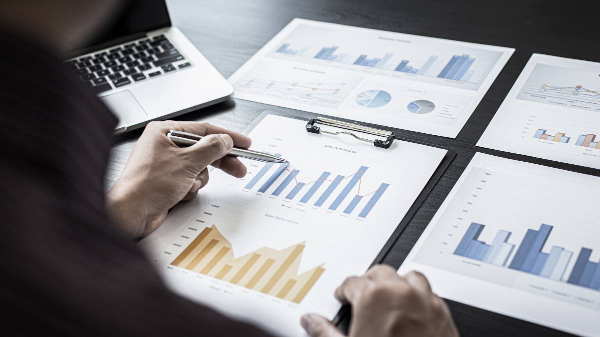 AI Sentiment Analysis: A Complete Guide for 2026 2 AI Sentiment Analysis: A Complete Guide for 2026