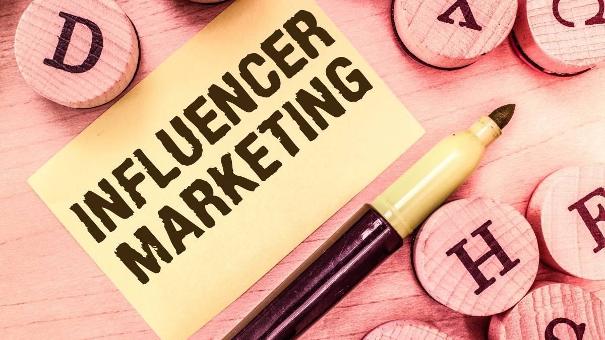 B2B Influencer Marketing: Strategy & Best Practices 3 B2B Influencer Marketing: Strategy & Best Practices