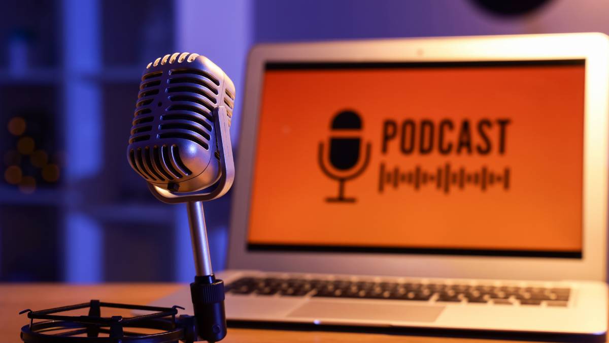 Podcast Summarizer: Best AI Tools & Ultimate Guide 1 Podcast Summarizer
