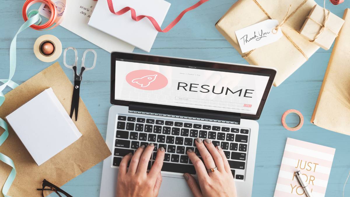 10 Best AI Resume Builder Tools to Upgrade Your CV Fast 7 10 Best AI Resume Builder Tools to Upgrade Your CV Fast