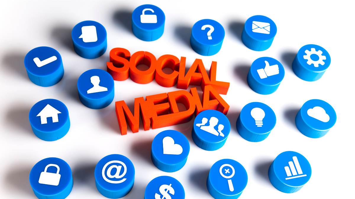 Social Media Brand Management: Build, Manage & Scale Brand Identity in 2026 4 Social Media Brand Management: Build, Manage & Scale Brand Identity in 2026