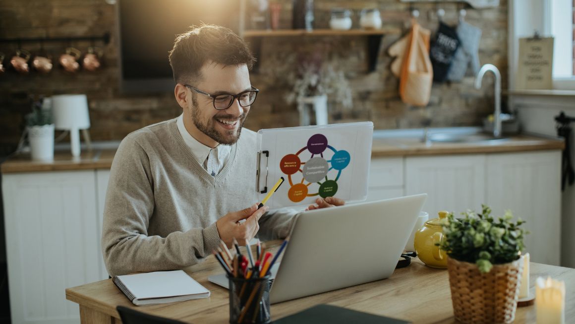 Diversifying Income as a Freelancer: Beyond Just Client Work 1 Diversifying Income as a Freelancer