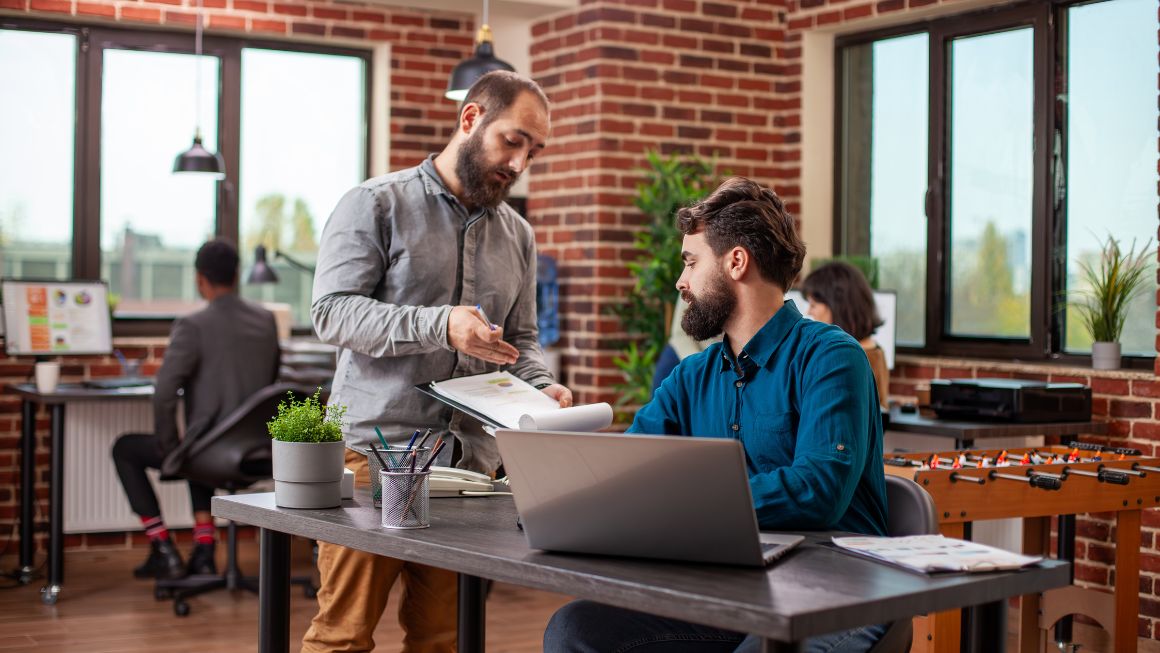 From Freelancer to Agency Owner: Scale Your Freelance Career 1 From Freelancer to Agency Owner