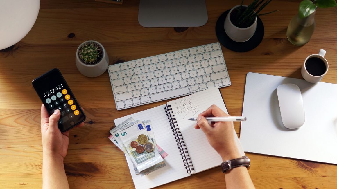 How to Price Your Freelance Services When You're Just Starting Out? 1 How to price freelance services